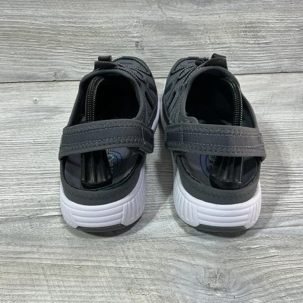 OrthoFeet Mens Gray Premium Arch Support Taurus Fisherman Sandals Size 9.5 2E